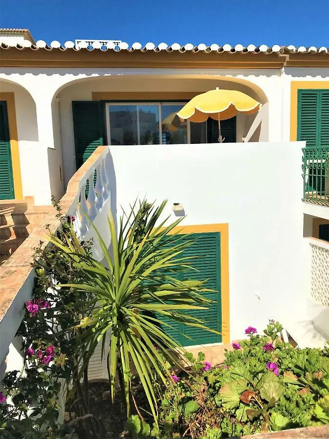 Casas Da Vila Luz 0*,