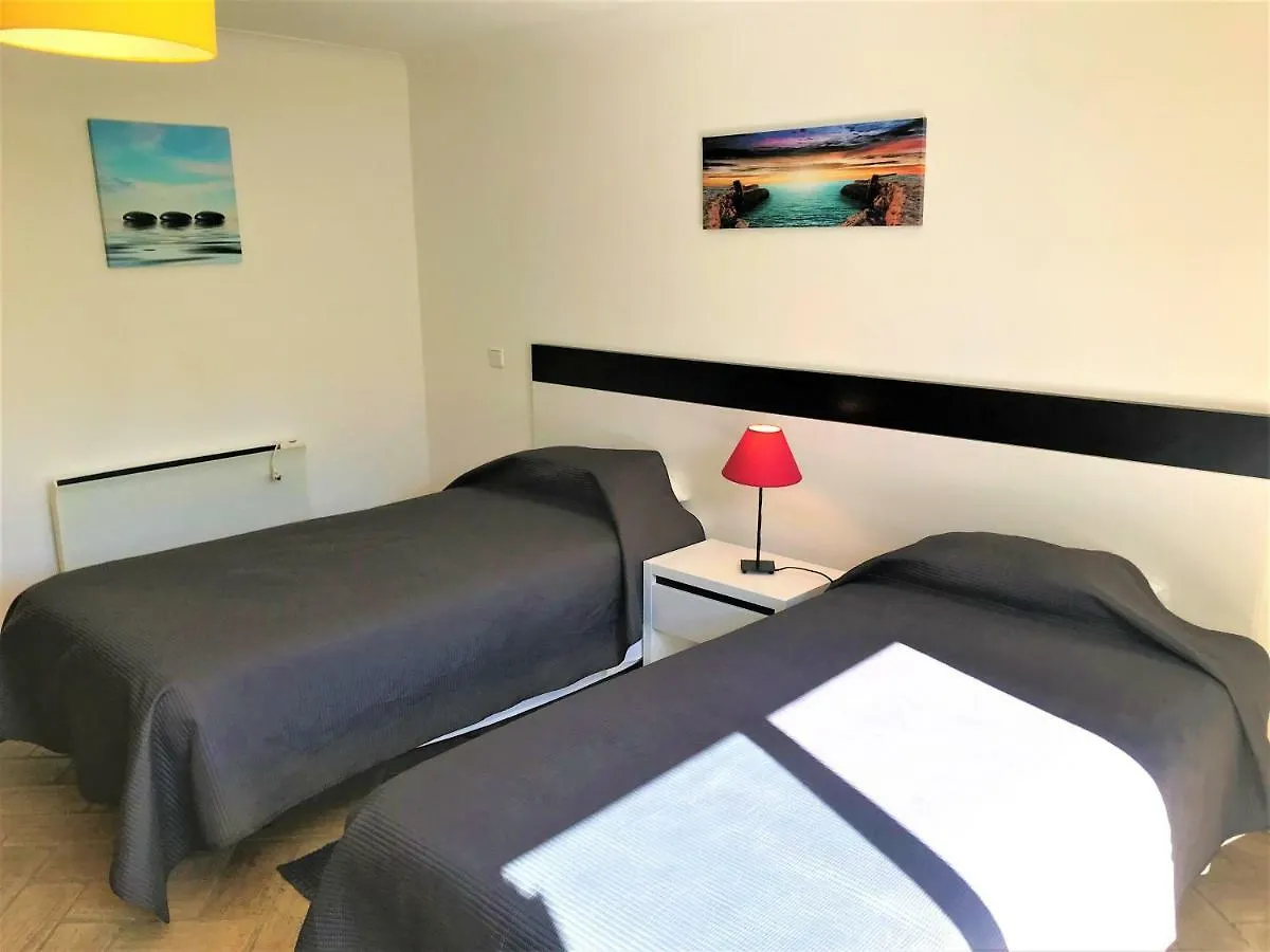 Casas Da Vila Luz 0*,